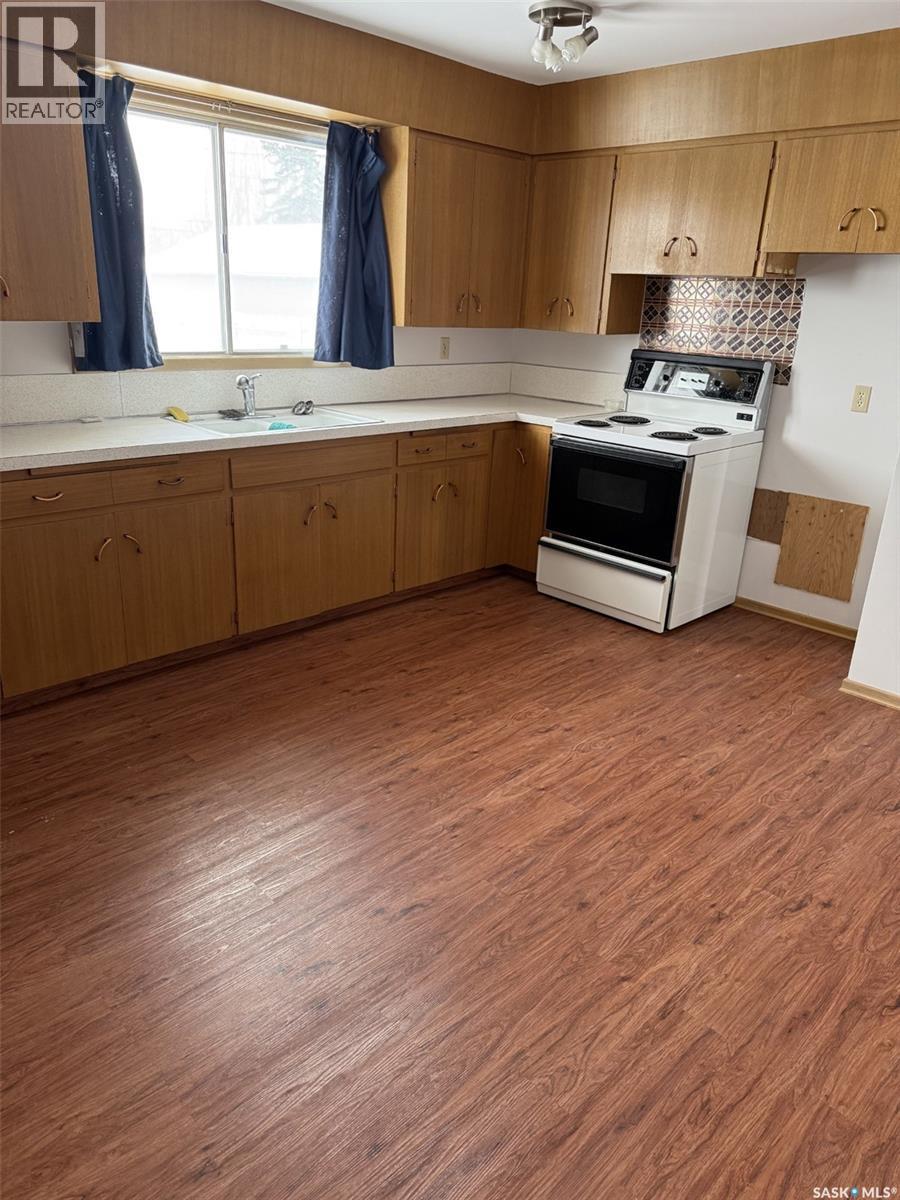 












307 Dunning STREET

,
Burstall,




Saskatchewan
S0N0H0

