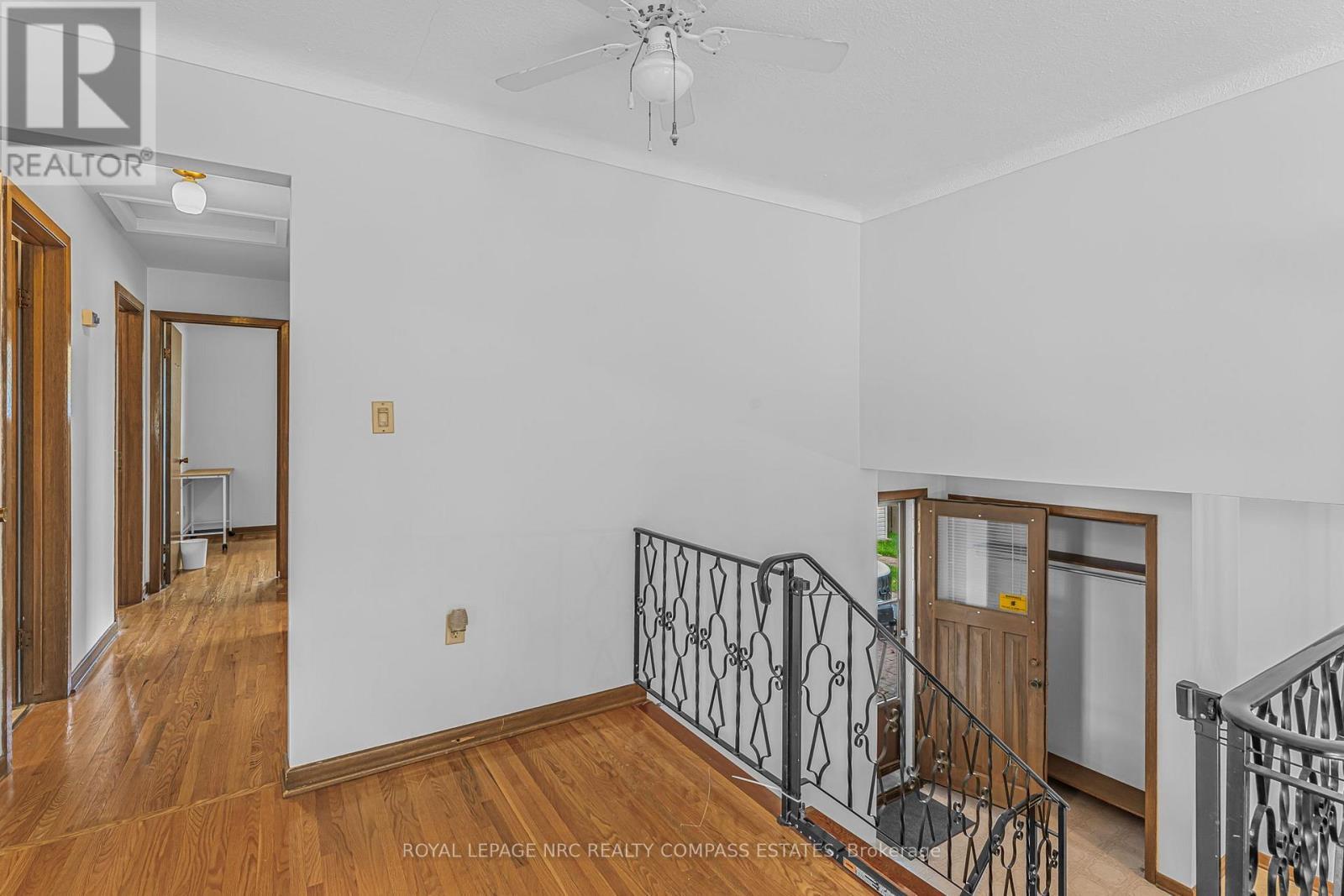 












20 PRINCE PHILIP DRIVE

,
St. Catharines (Vine/Linwell),




Ontario
L2N3H8

