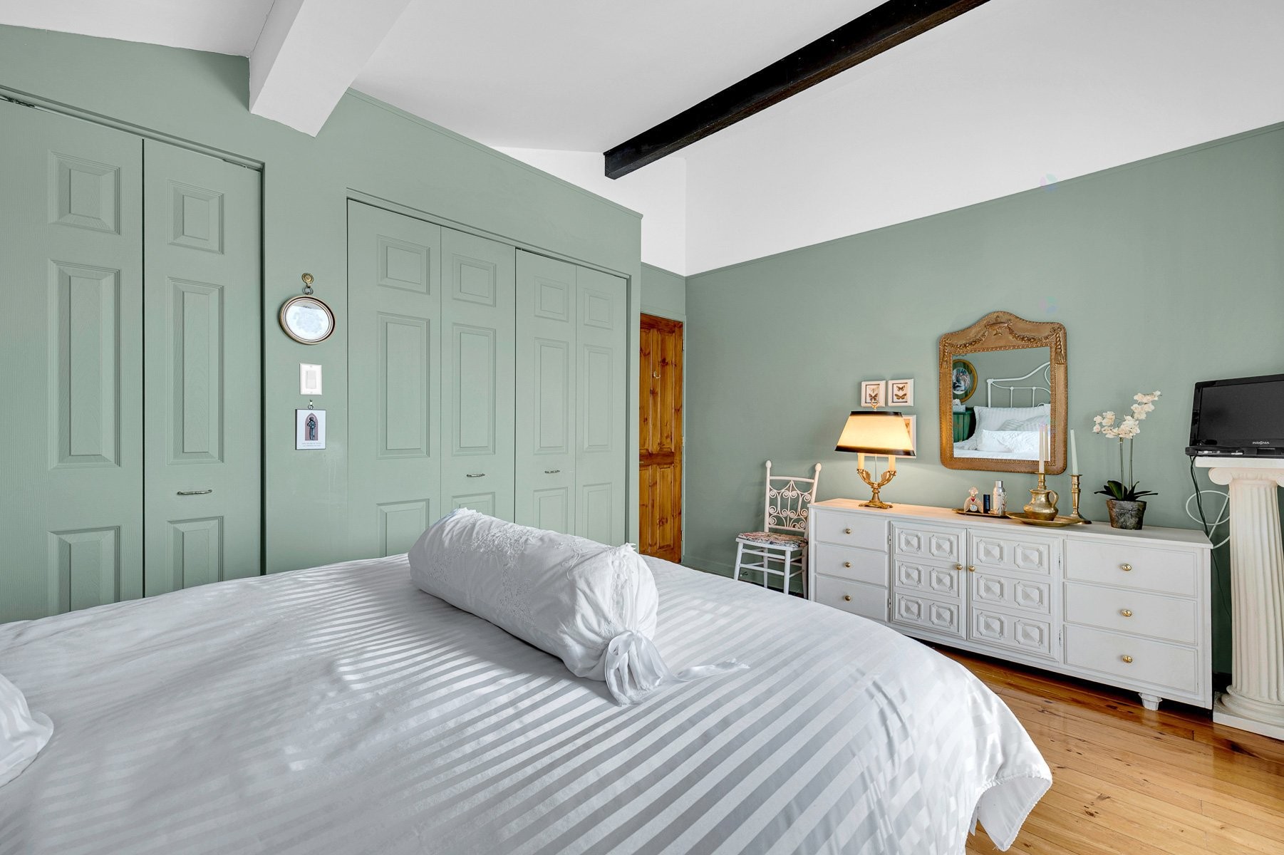 









142


Rue du Mont-Rainer

,
Sainte-Agathe-des-Monts,




QC
J8C0V5

