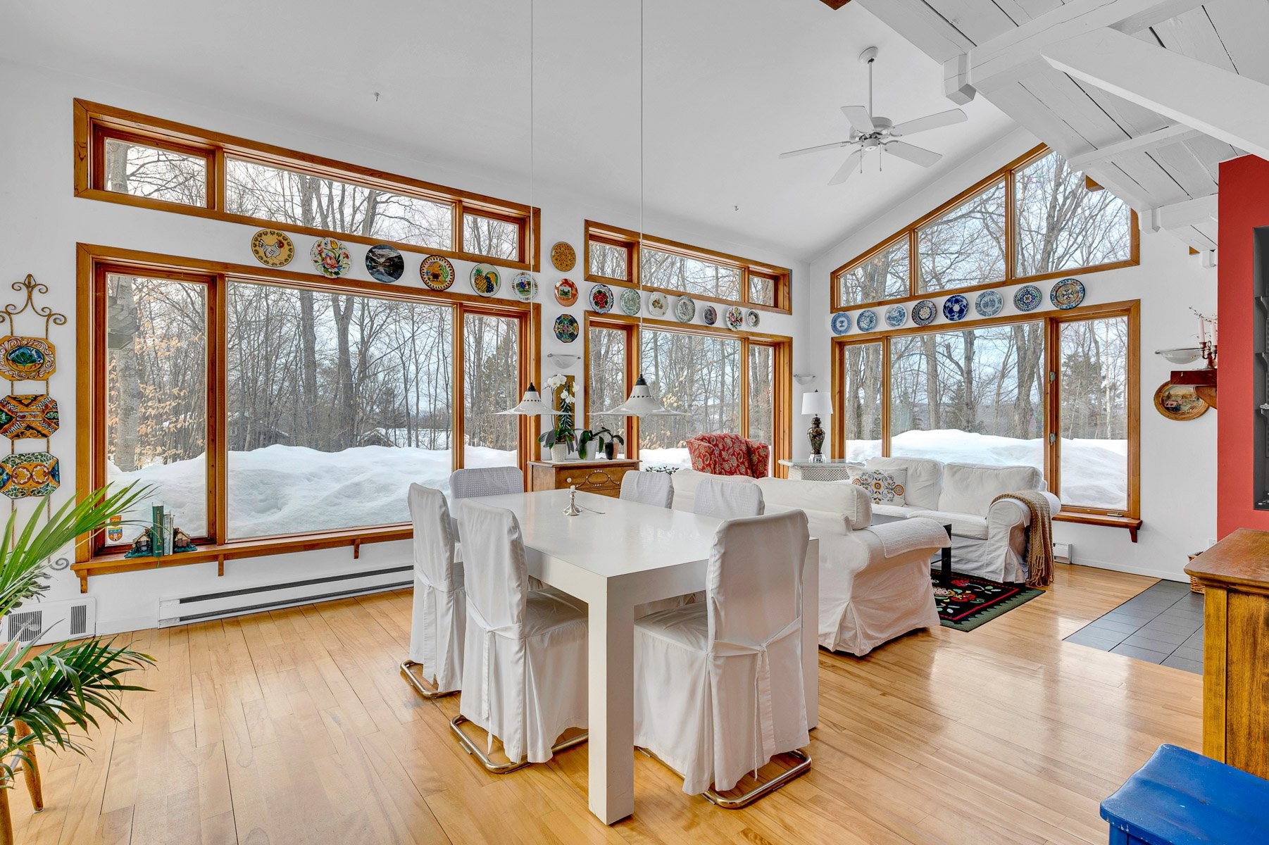 









142


Rue du Mont-Rainer

,
Sainte-Agathe-des-Monts,




QC
J8C0V5

