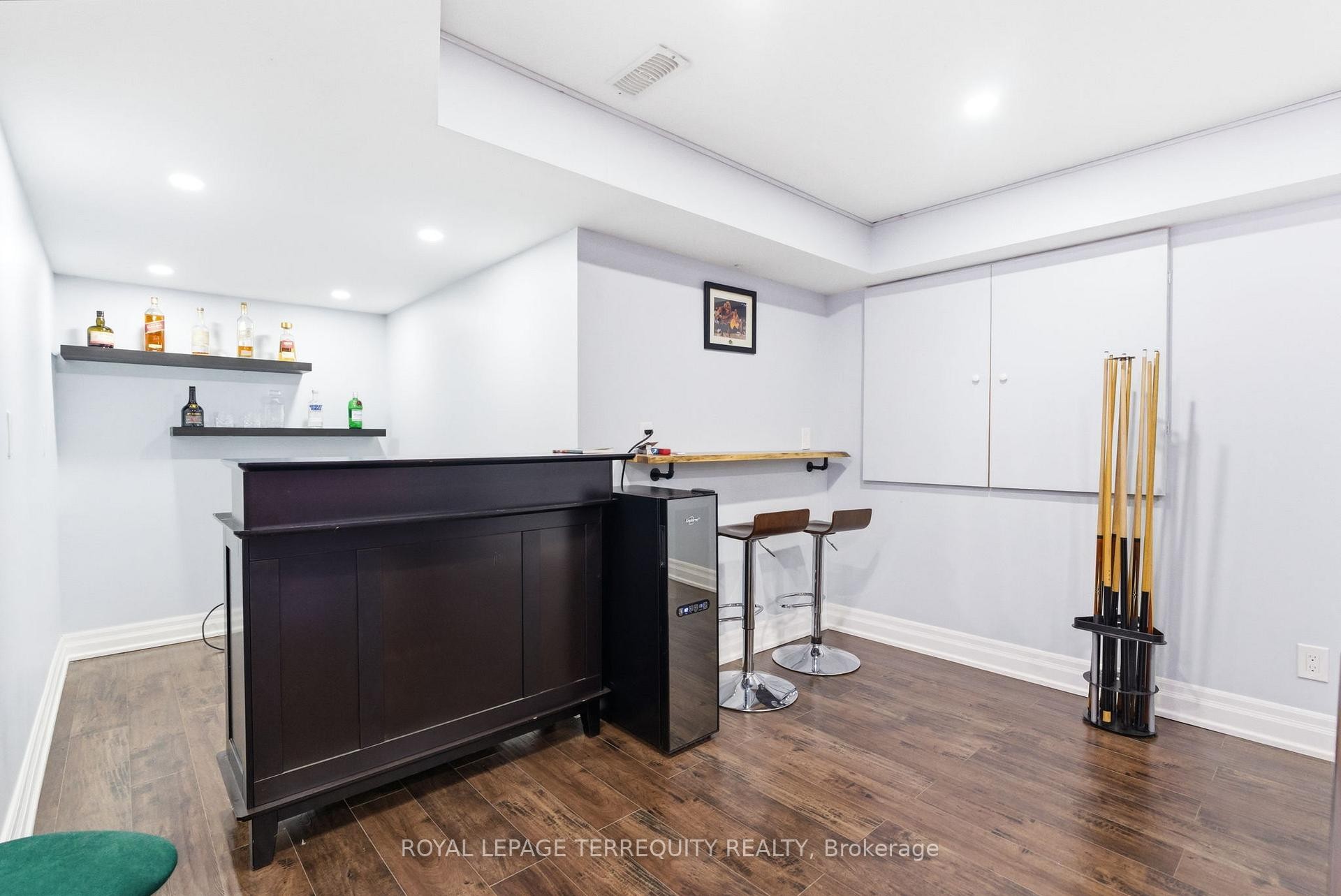 









1747


Arborwood

Drive,
Oshawa,




ON
L1K 0R6

