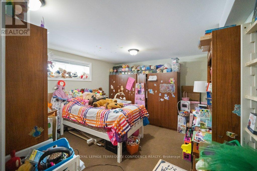 












473 HOUNSLOW AVENUE

,
Toronto,




Ontario
M2R1H9

