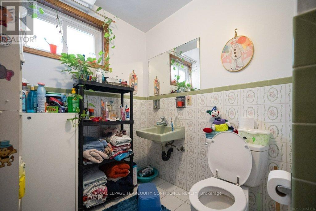 












473 HOUNSLOW AVENUE

,
Toronto,




Ontario
M2R1H9

