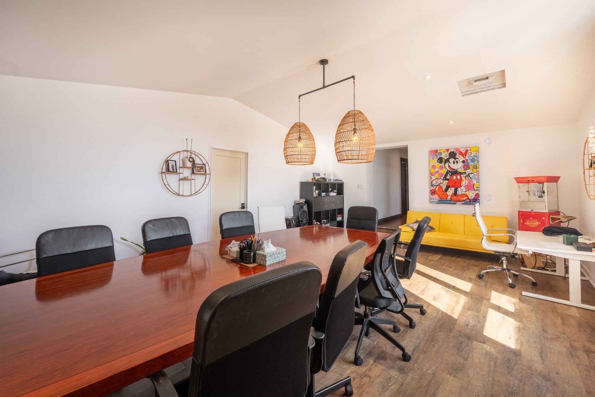 









25


Boul. Laurier

,
McMasterville,




QC
J3G1P7

