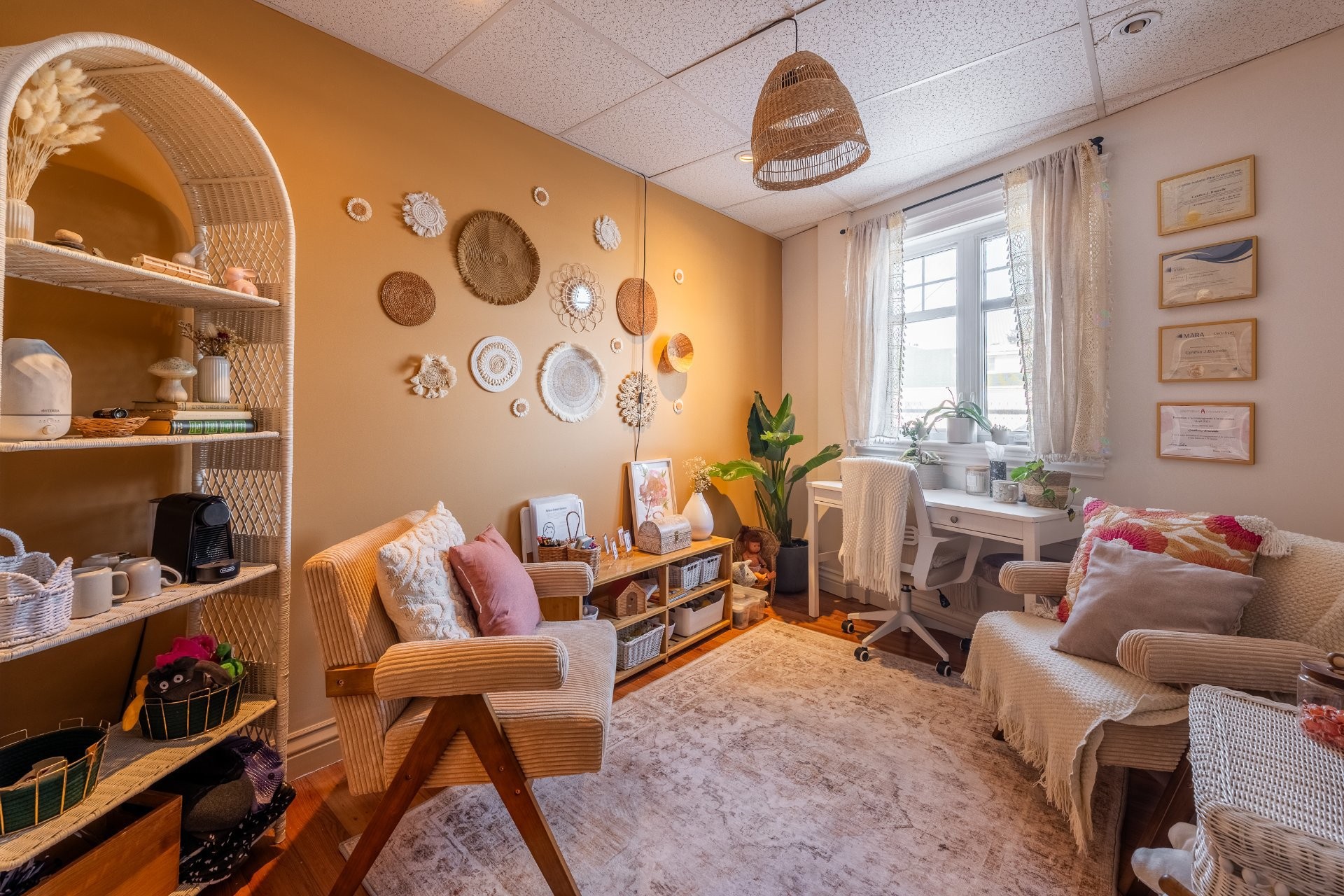 









25


Boul. Laurier

,
McMasterville,




QC
J3G1P7

