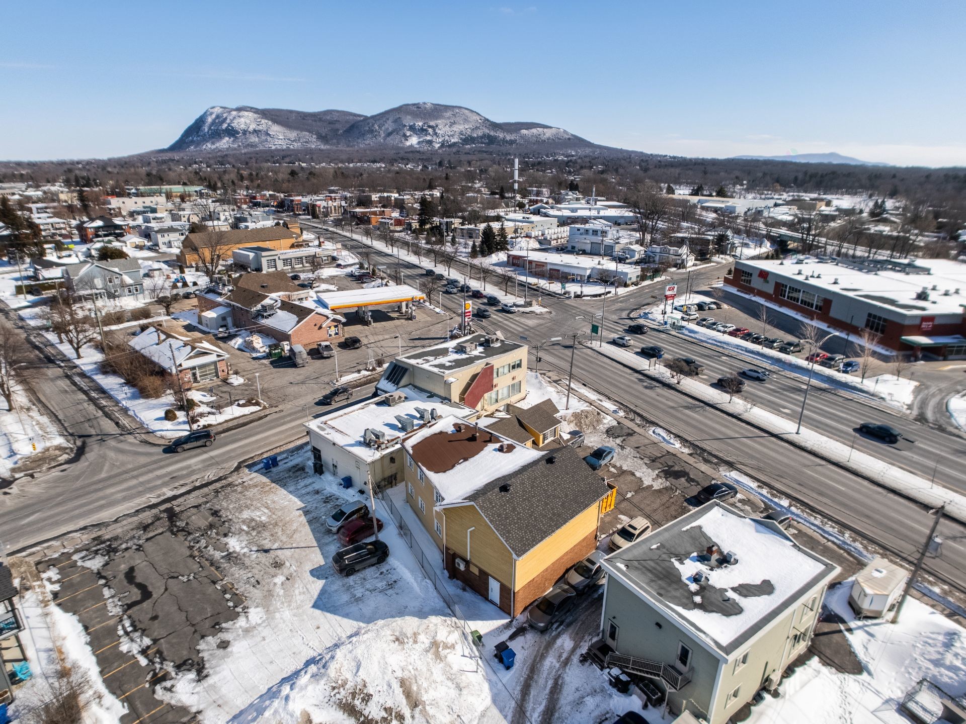 









25


Boul. Laurier

,
McMasterville,




QC
J3G1P7

