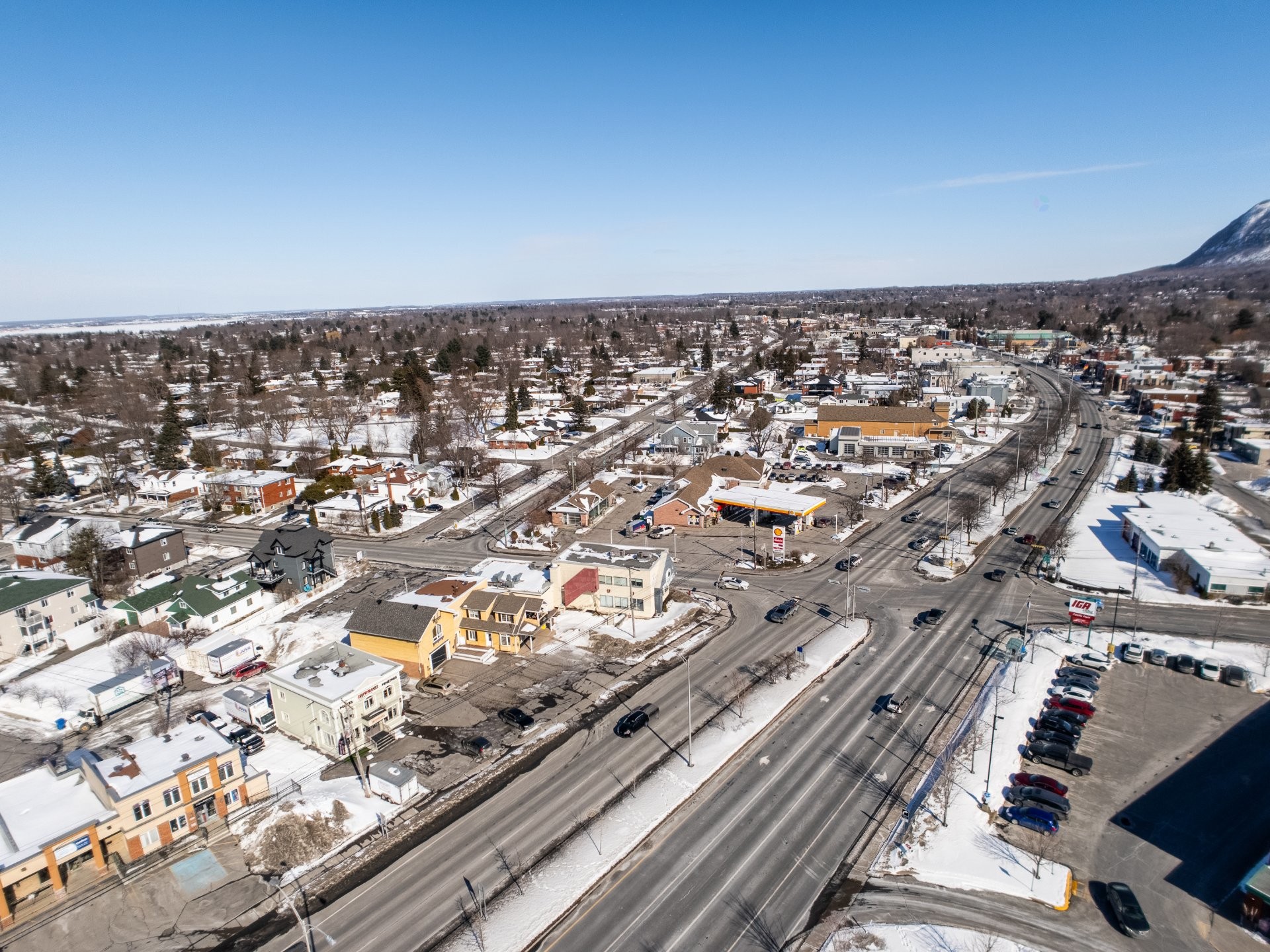 









25


Boul. Laurier

,
McMasterville,




QC
J3G1P7

