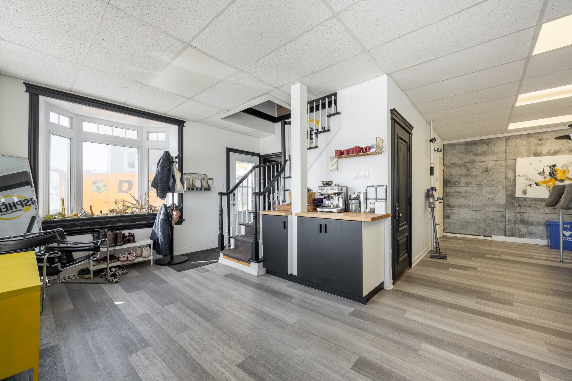 









25


Boul. Laurier

,
McMasterville,




QC
J3G1P7

