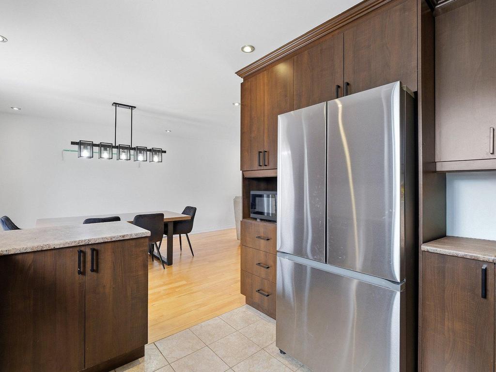 









731


Rue des Huards

,
Contrecoeur,




QC
J0L1C0

