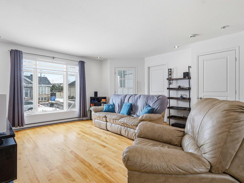 









731


Rue des Huards

,
Contrecoeur,




QC
J0L1C0

