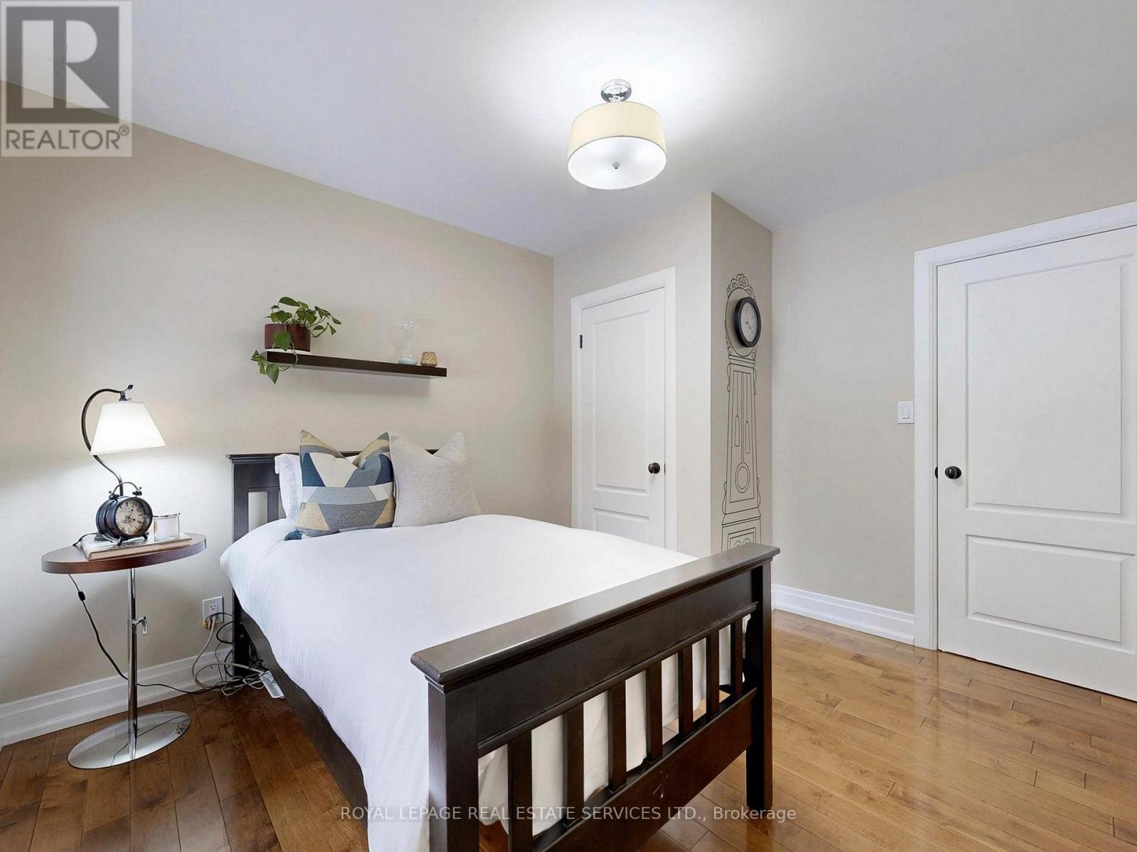 












219 GRANDVIEW AVENUE

,
Markham,




Ontario
L3T1J3

