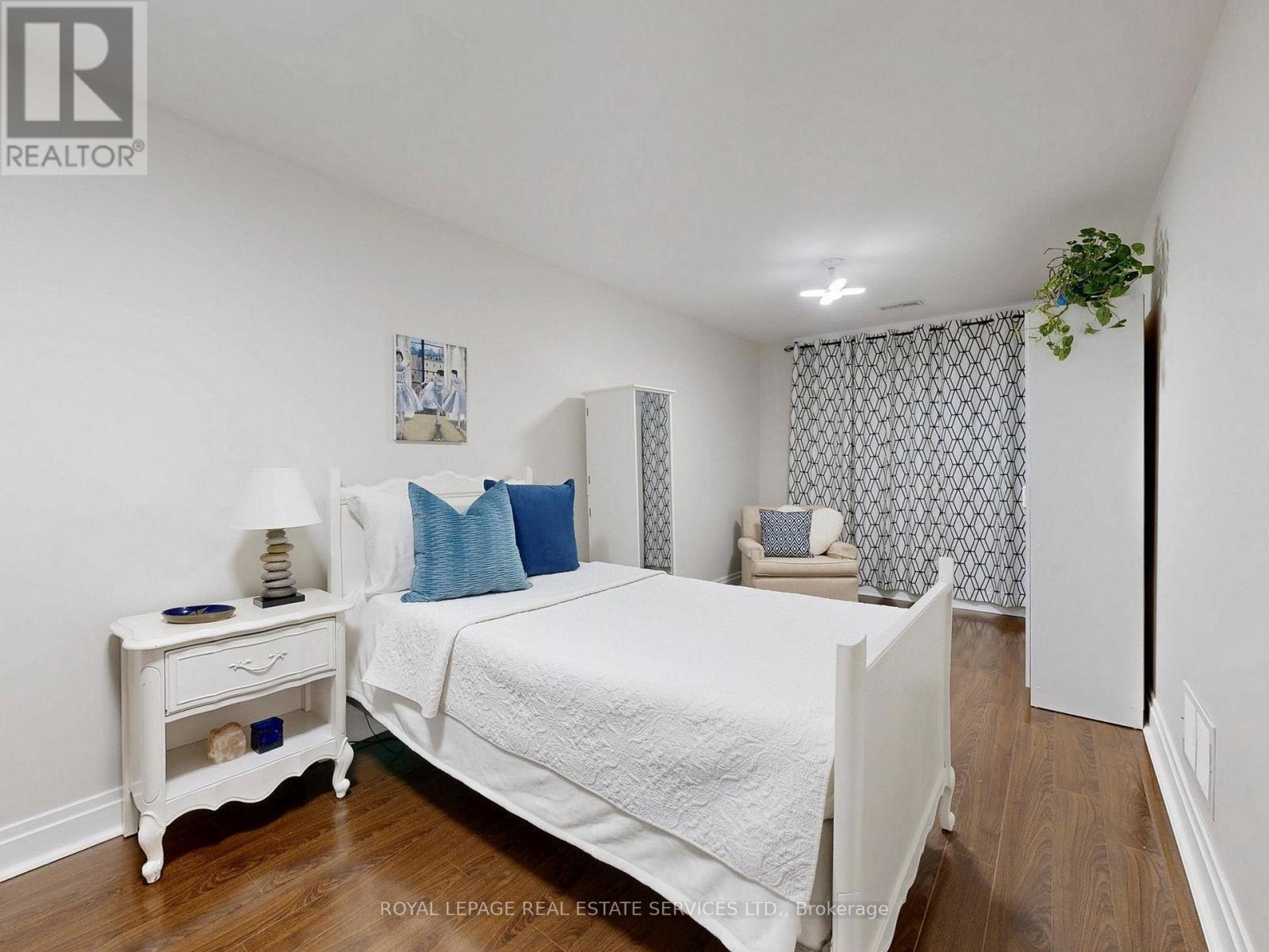 












219 GRANDVIEW AVENUE

,
Markham,




Ontario
L3T1J3

