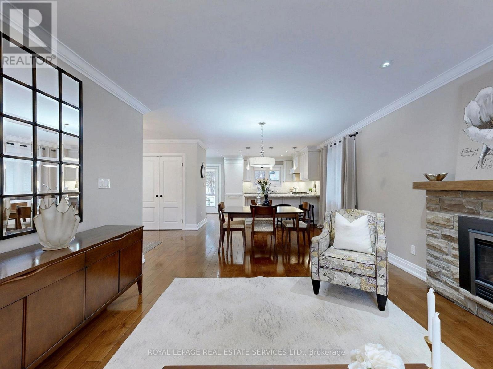 












219 GRANDVIEW AVENUE

,
Markham,




Ontario
L3T1J3

