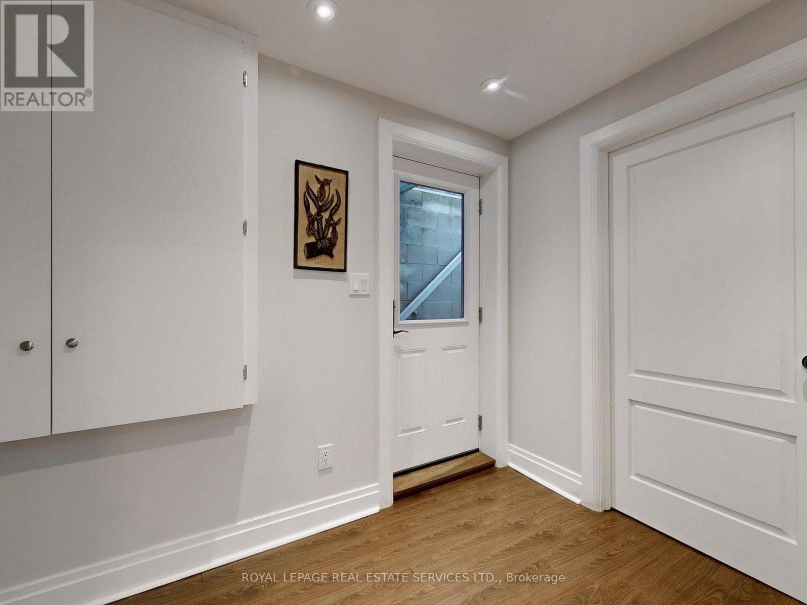 












219 GRANDVIEW AVENUE

,
Markham,




Ontario
L3T1J3

