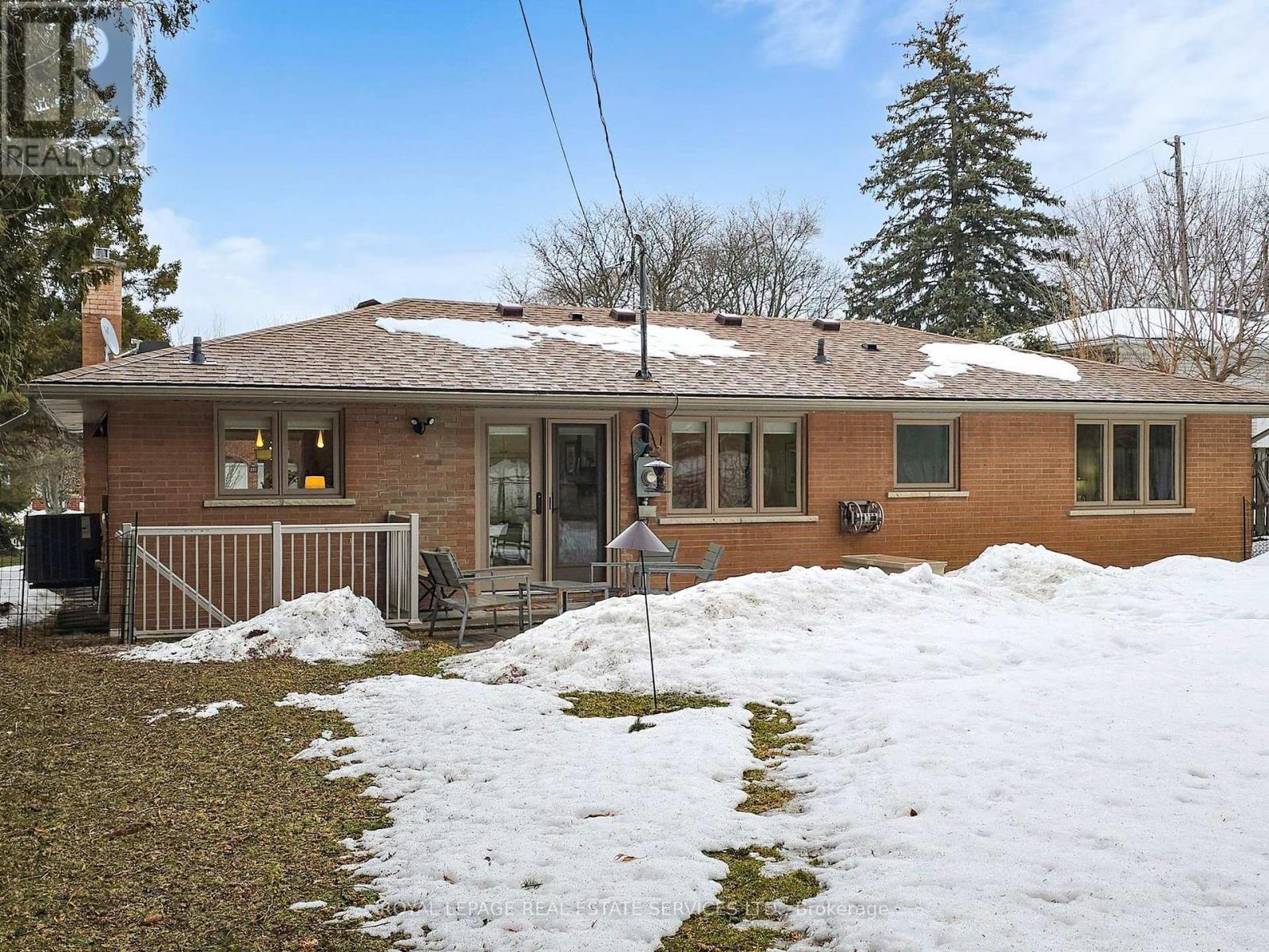 












219 GRANDVIEW AVENUE

,
Markham,




Ontario
L3T1J3

