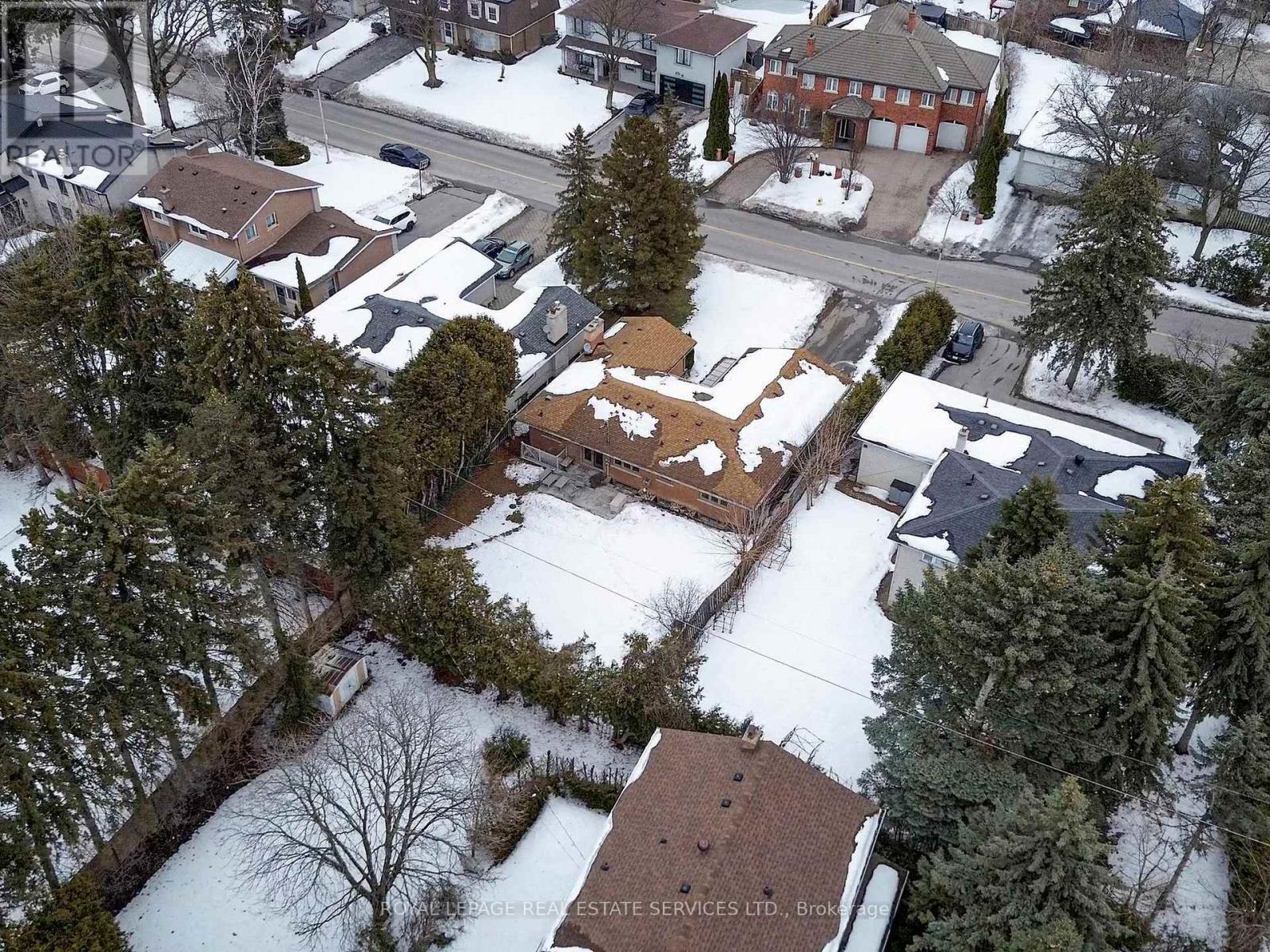 












219 GRANDVIEW AVENUE

,
Markham,




Ontario
L3T1J3

