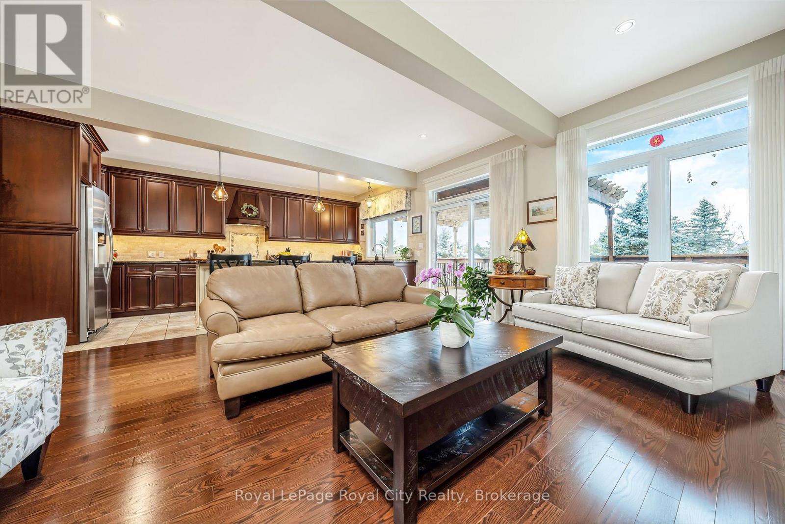 












129 MILLVIEW COURT

,
Guelph/Eramosa (Rockwood),




Ontario
N0B2K0

