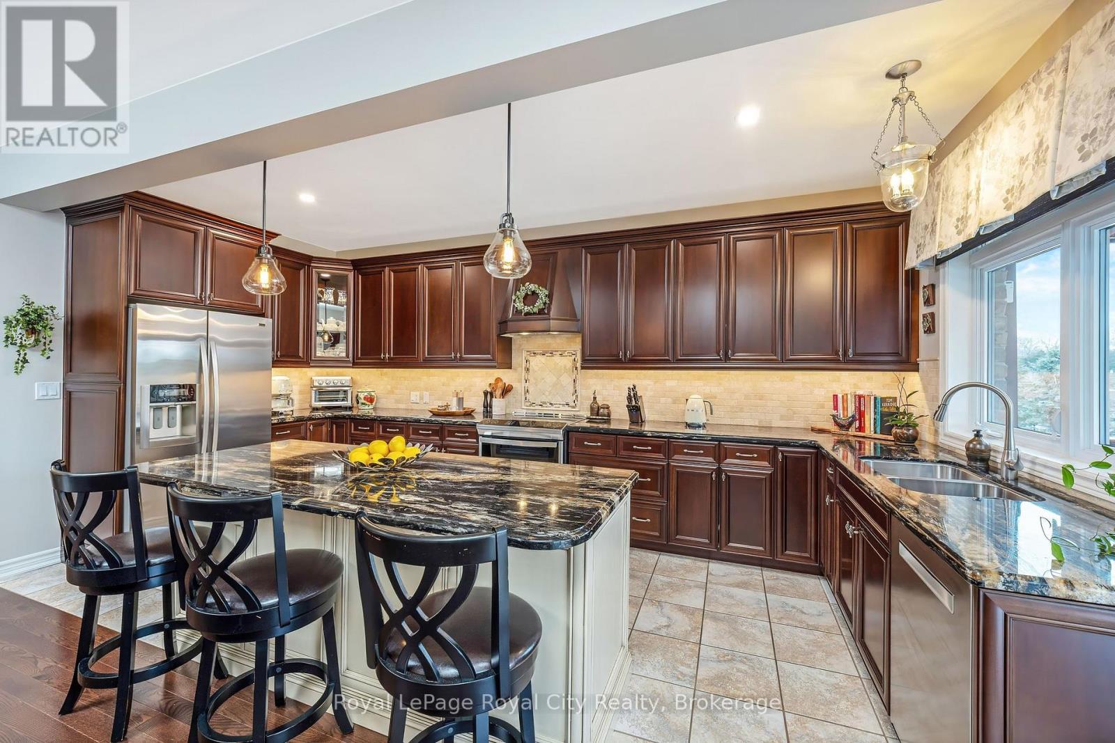 












129 MILLVIEW COURT

,
Guelph/Eramosa (Rockwood),




Ontario
N0B2K0

