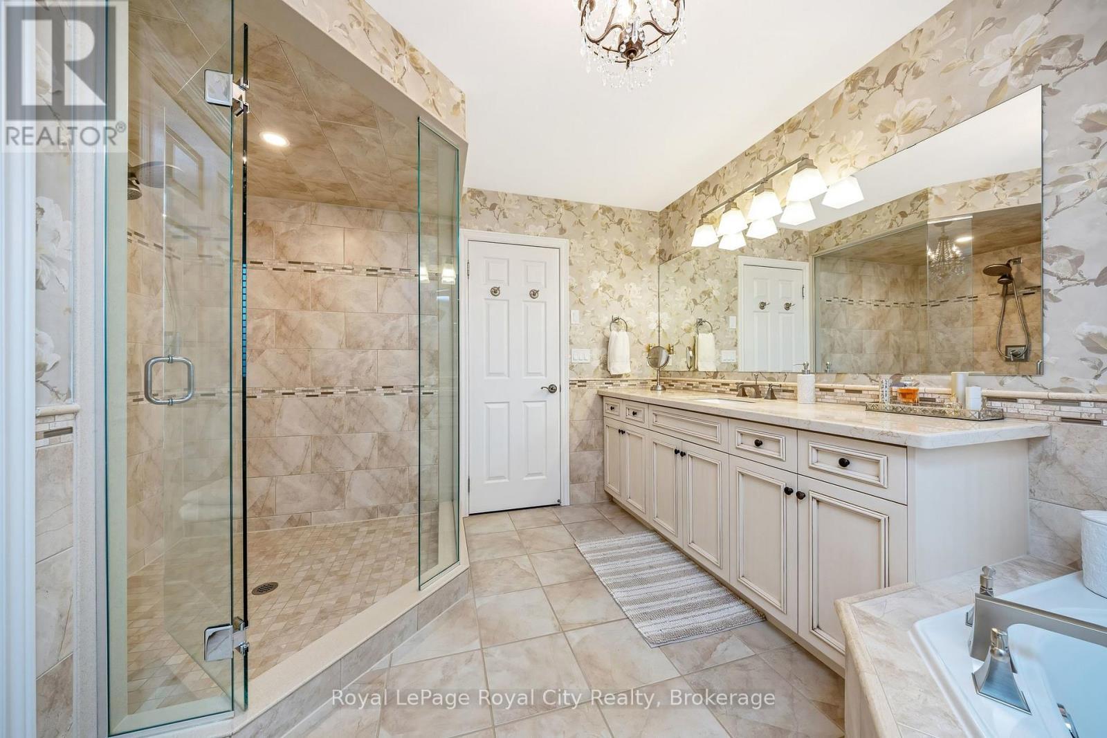 












129 MILLVIEW COURT

,
Guelph/Eramosa (Rockwood),




Ontario
N0B2K0

