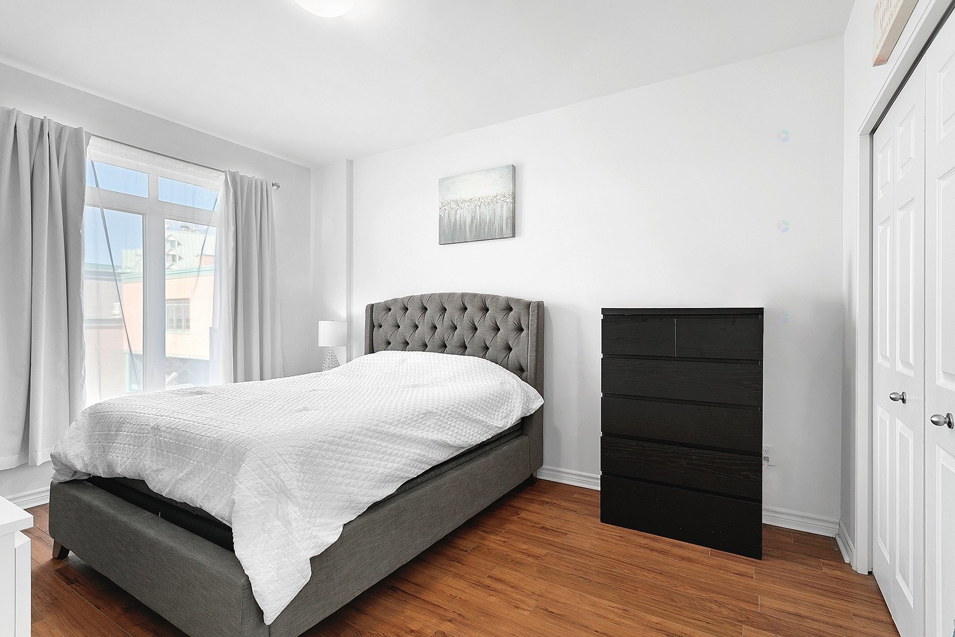 









1180


Ch. d'Aylmer

, 212,
Gatineau (Aylmer),




QC
J9H0G5

