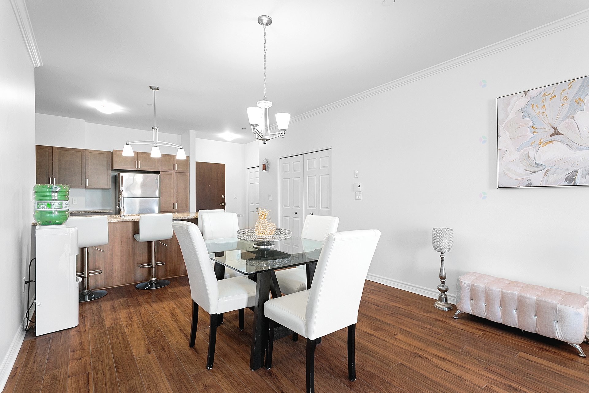 









1180


Ch. d'Aylmer

, 212,
Gatineau (Aylmer),




QC
J9H0G5

