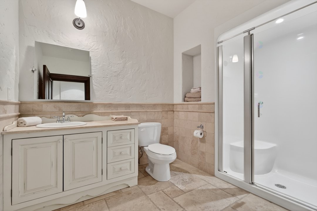 









1015


Ch. Cochrane

,
Mont-Tremblant,




QC
J8E1B1


