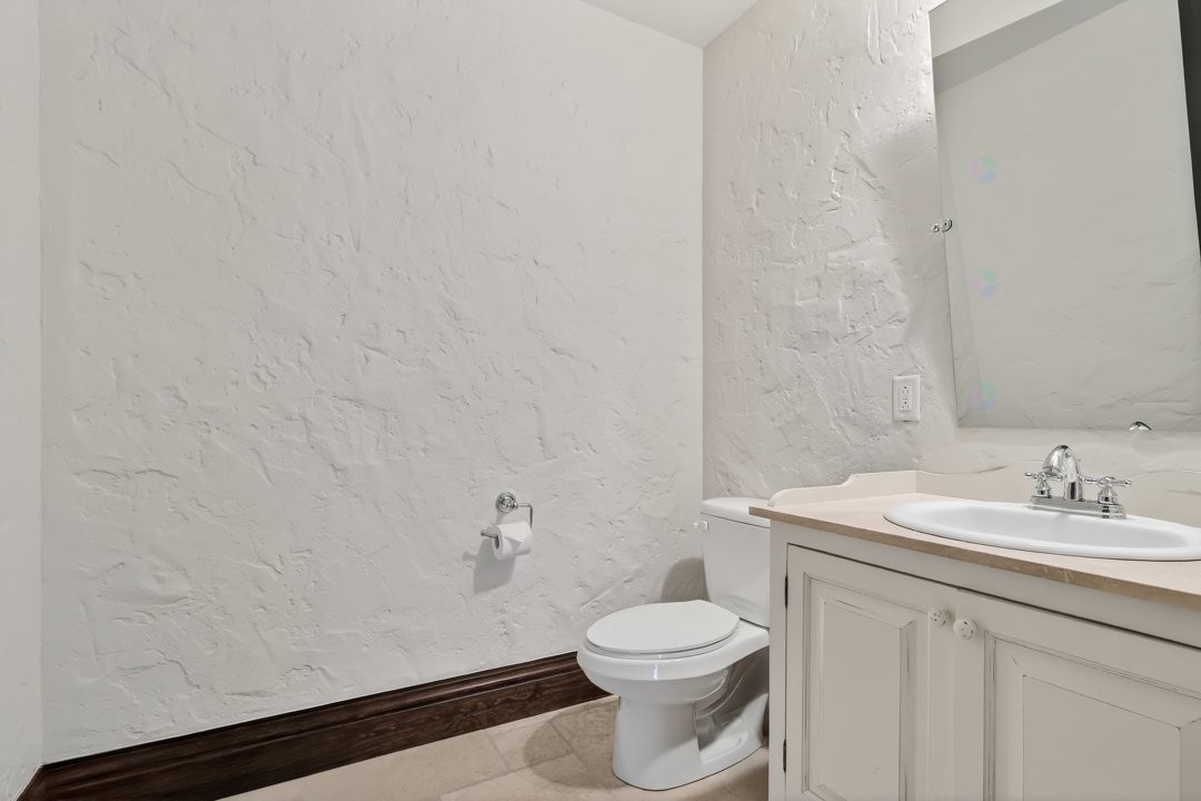 









1015


Ch. Cochrane

,
Mont-Tremblant,




QC
J8E1B1

