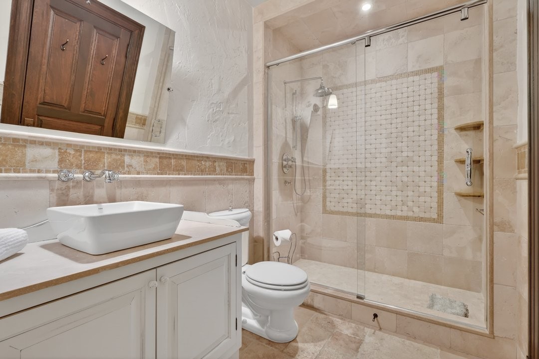 









1015


Ch. Cochrane

,
Mont-Tremblant,




QC
J8E1B1

