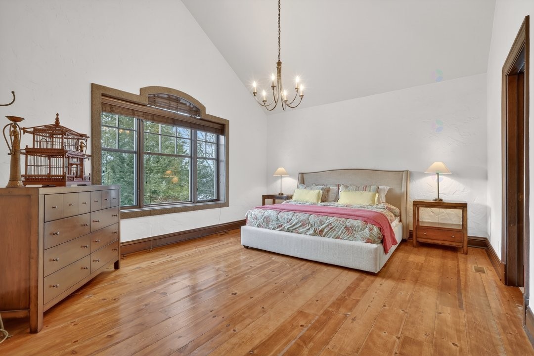 









1015


Ch. Cochrane

,
Mont-Tremblant,




QC
J8E1B1

