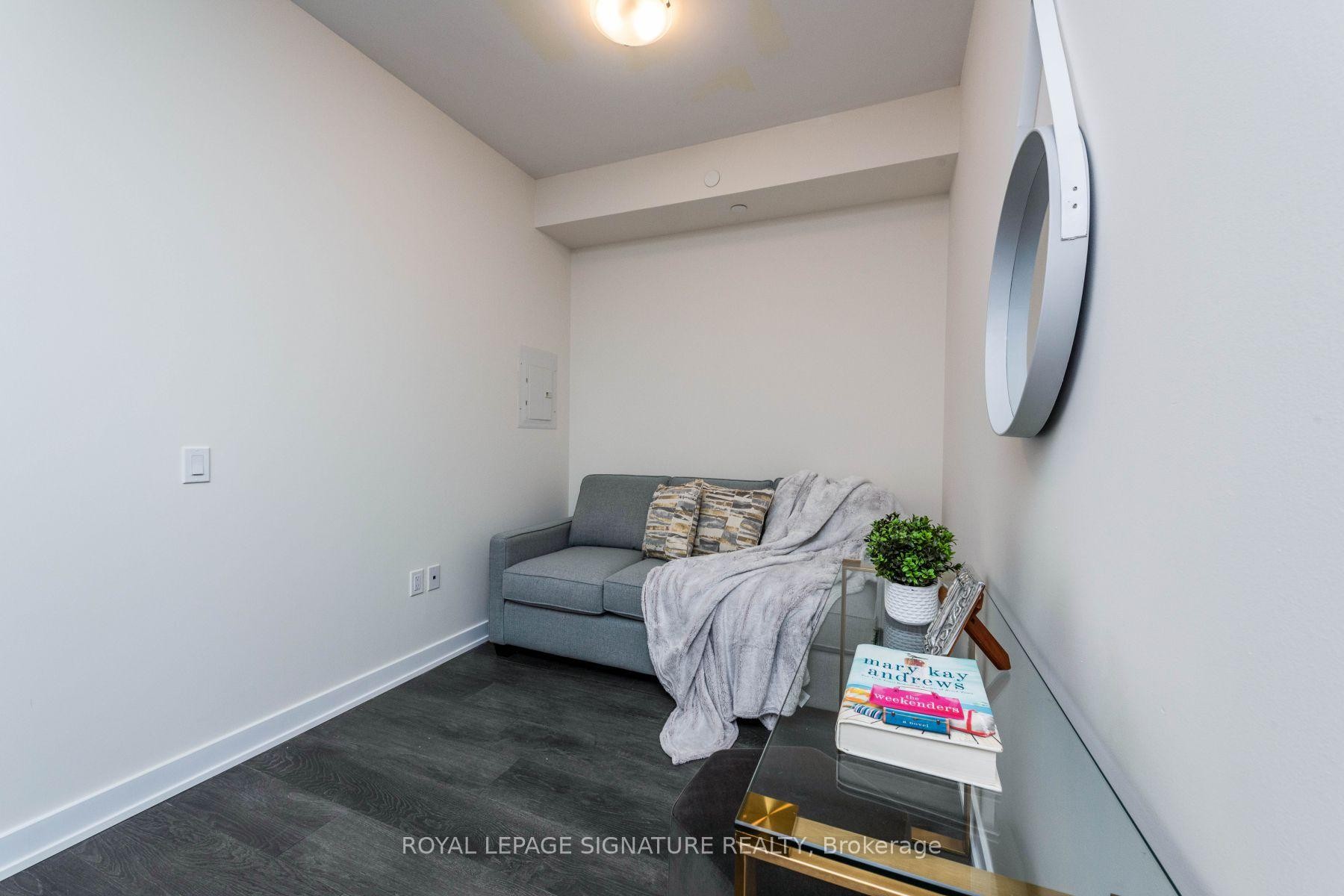 









28


Freeland

Street, 5006,
Toronto,




ON
M5E 0E3

