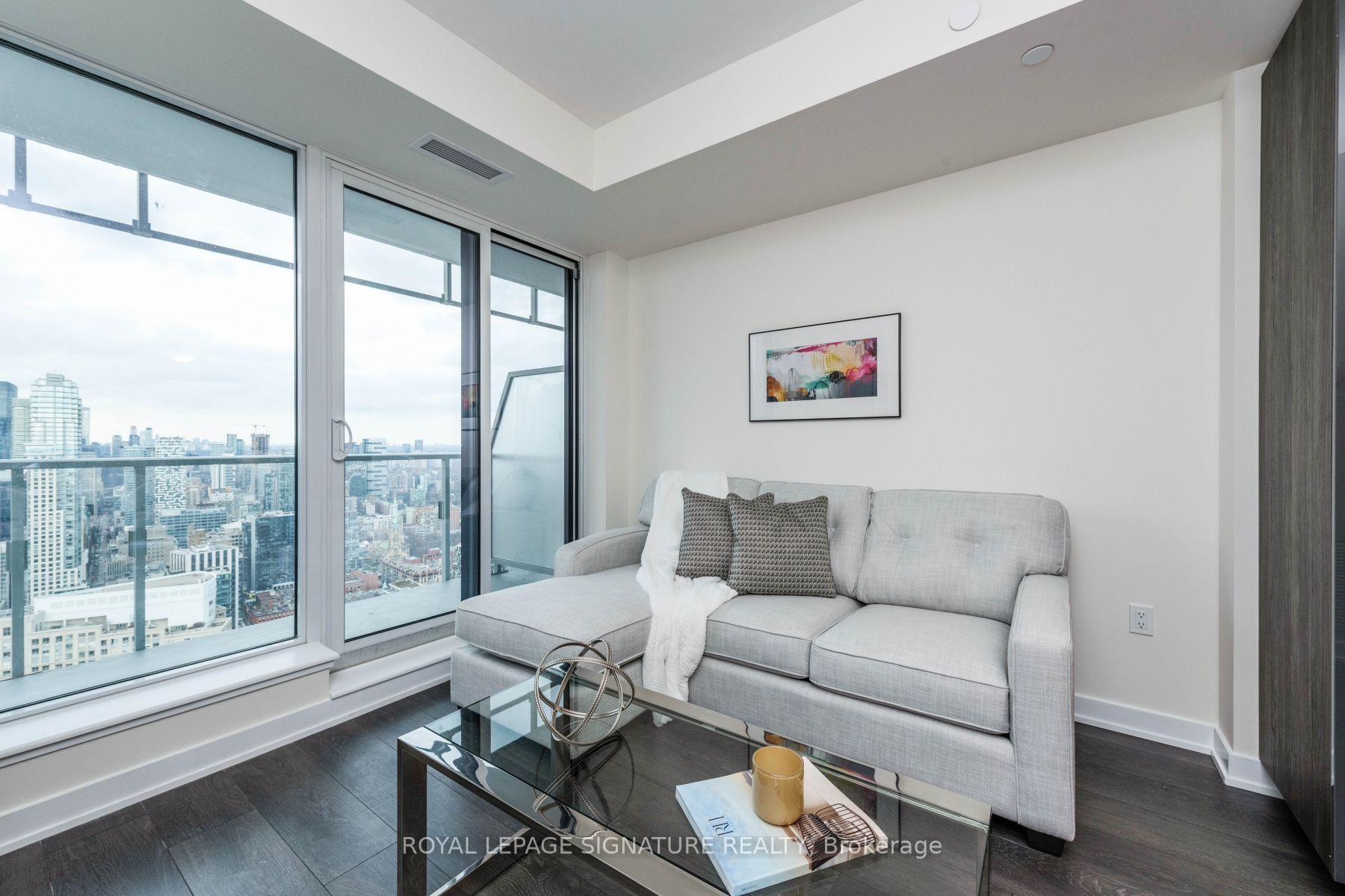 









28


Freeland

Street, 5006,
Toronto,




ON
M5E 0E3

