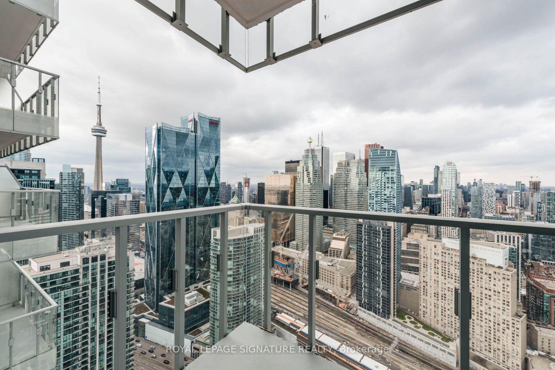 









28


Freeland

Street, 5006,
Toronto,




ON
M5E 0E3

