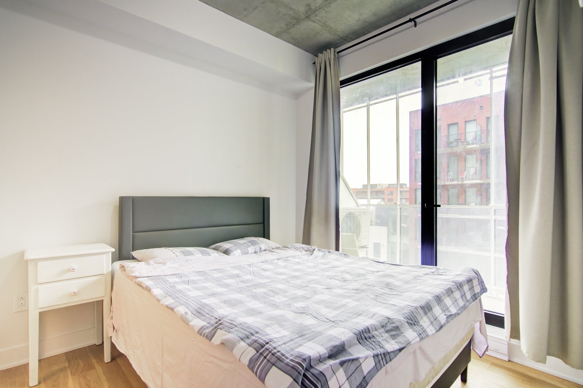 









2120


Rue Ste-Catherine E.

, 522,
Montréal (Ville-Marie),




QC
H2K0C4

