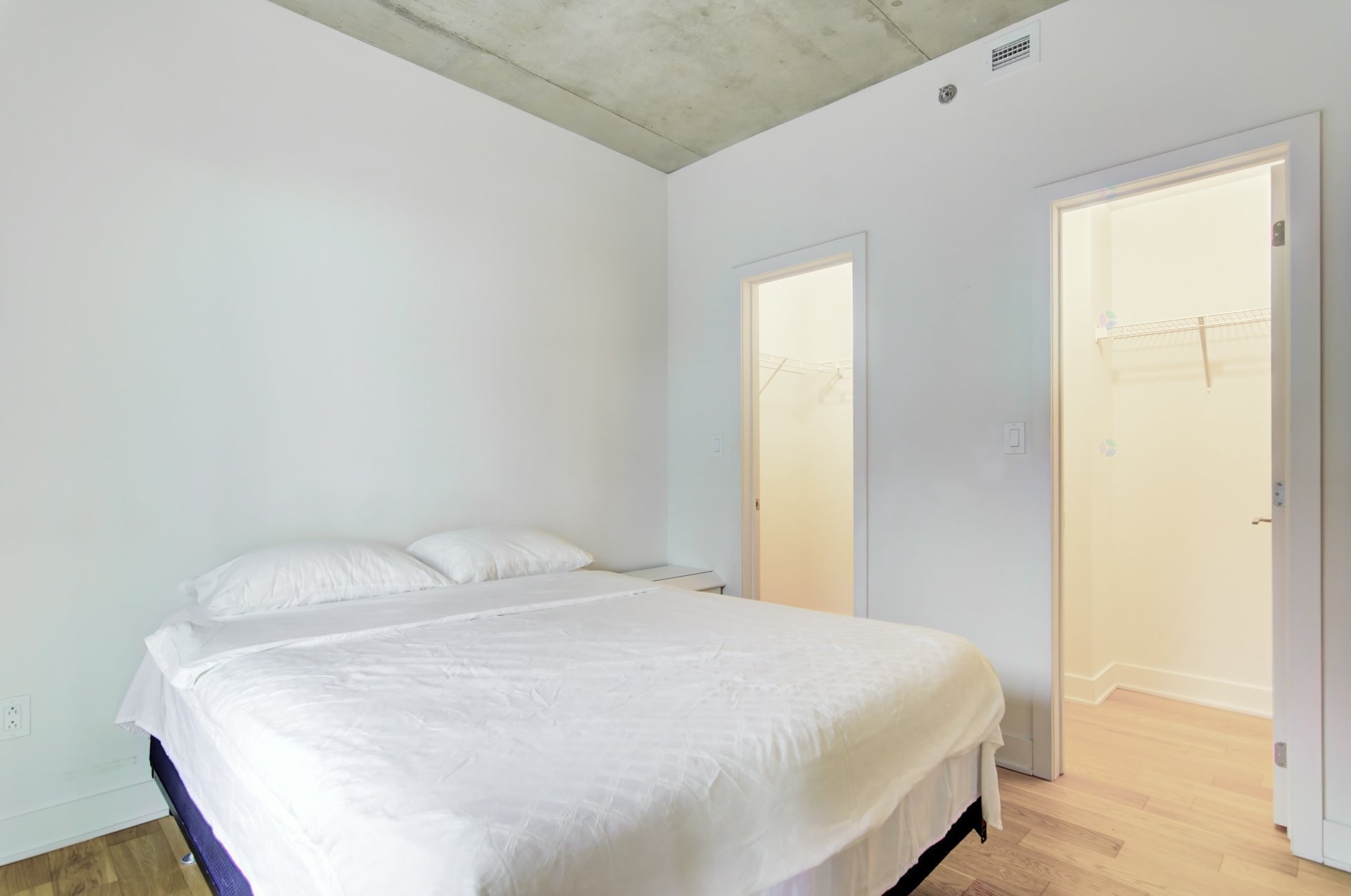 









2120


Rue Ste-Catherine E.

, 522,
Montréal (Ville-Marie),




QC
H2K0C4

