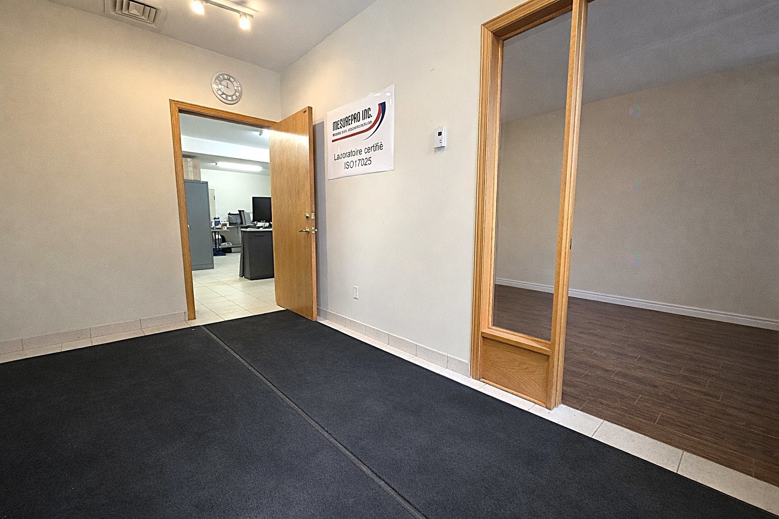 









86


Boul. des Entreprises

, 106,
Boisbriand,




QC
J7G2T3

