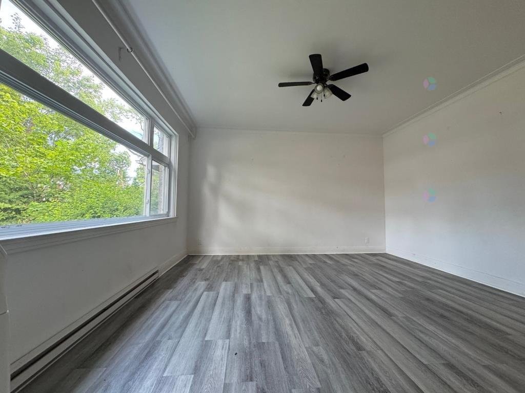 









4996


Rue Fulton

,
Montréal (Côte-des-Neiges/Notre-Dame-de-Grâce),




QC
H3W1V4

