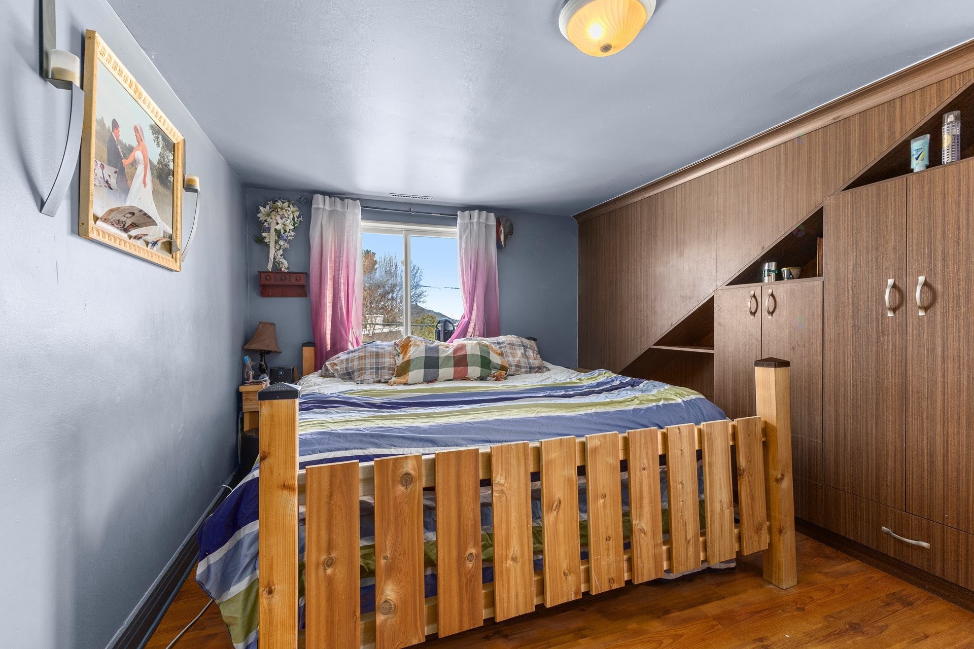 









326


Rue Principale

,
Beauharnois,




QC
J6N0E6

