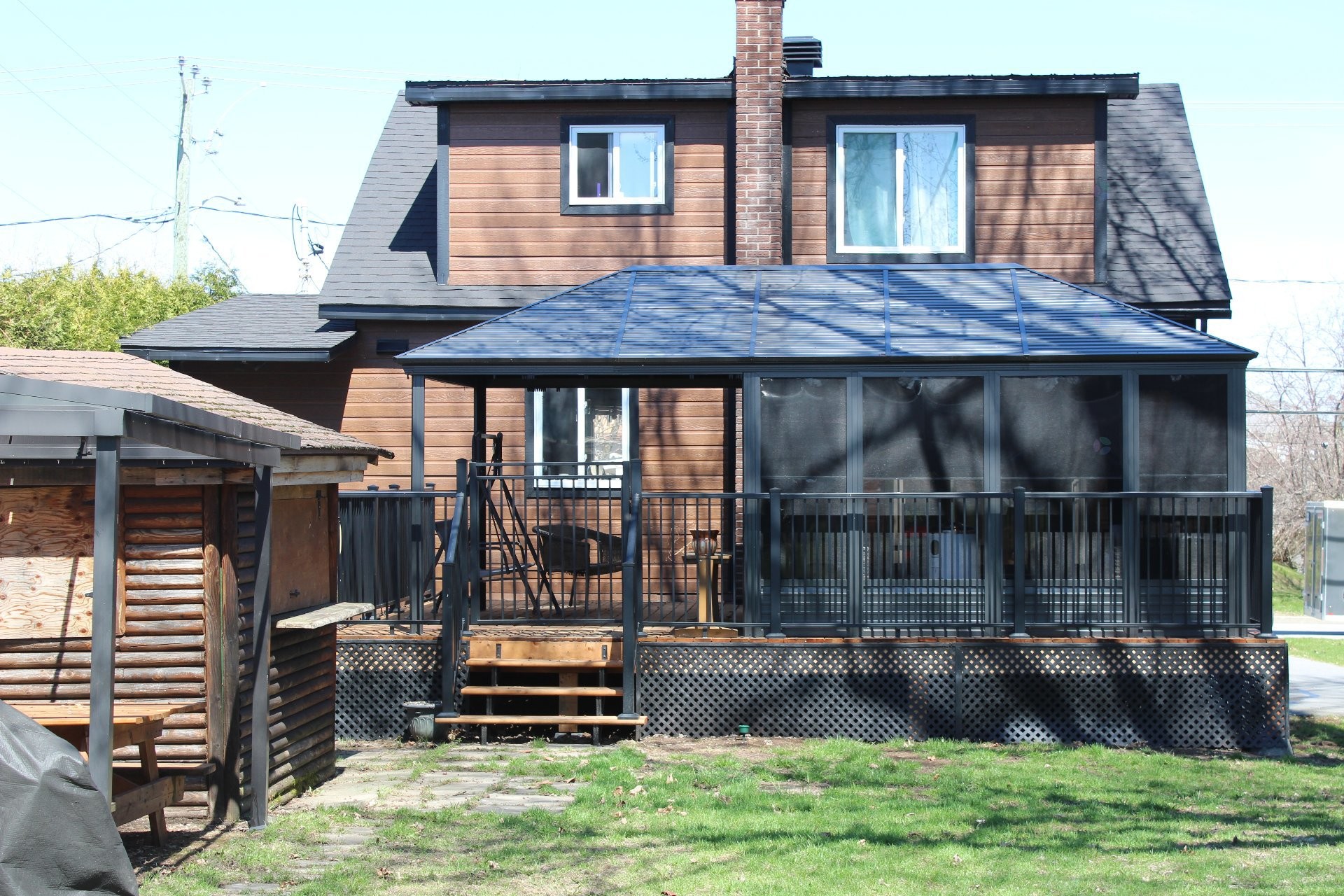 









326


Rue Principale

,
Beauharnois,




QC
J6N0E6

