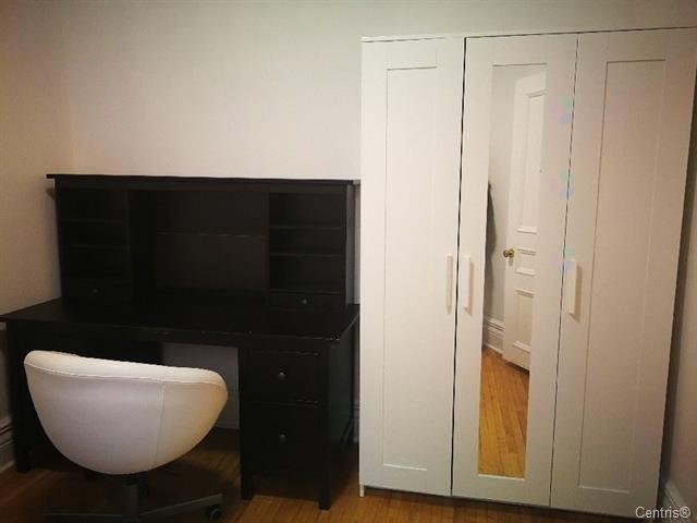 









4391


Rue Rivard

,
Montréal (Le Plateau-Mont-Royal),




QC
H2J2N1

