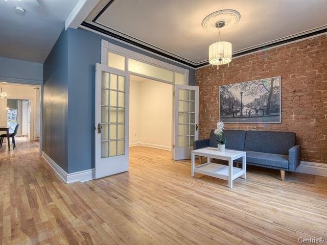 









4391


Rue Rivard

,
Montréal (Le Plateau-Mont-Royal),




QC
H2J2N1

