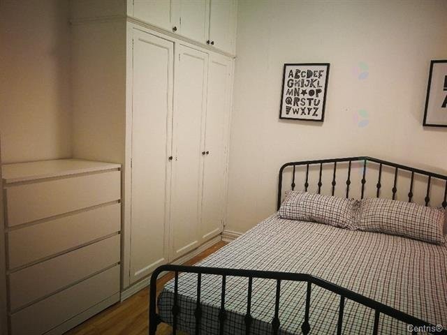 









4391


Rue Rivard

,
Montréal (Le Plateau-Mont-Royal),




QC
H2J2N1

