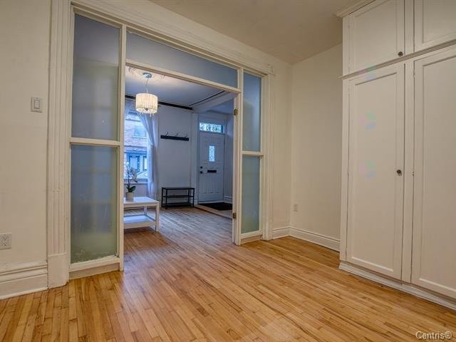 









4391


Rue Rivard

,
Montréal (Le Plateau-Mont-Royal),




QC
H2J2N1

