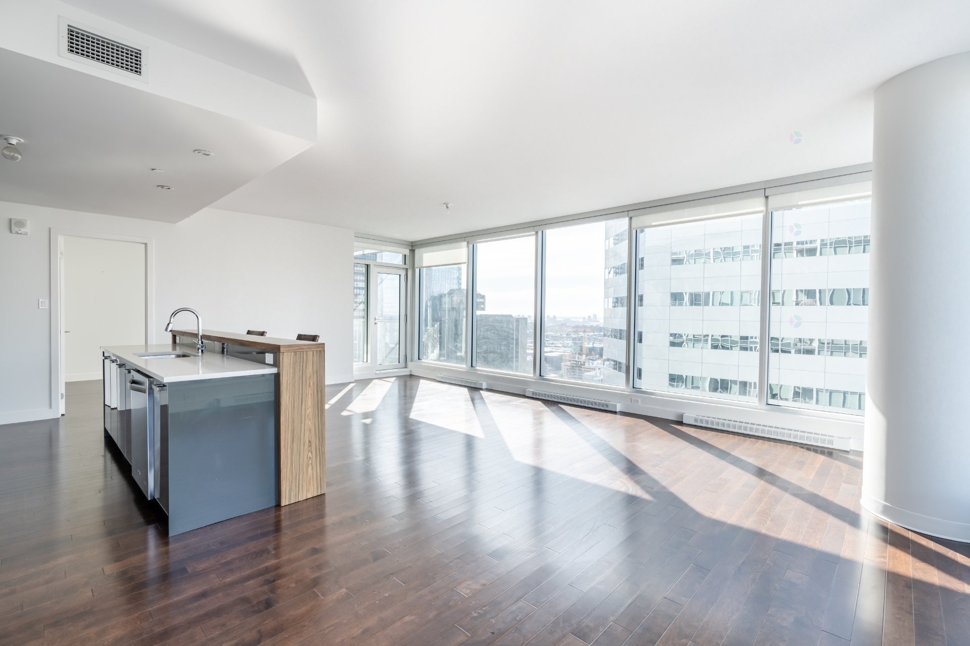 









495


Av. Viger O.

, 2706,
Montréal (Ville-Marie),




QC
H2Z0B1

