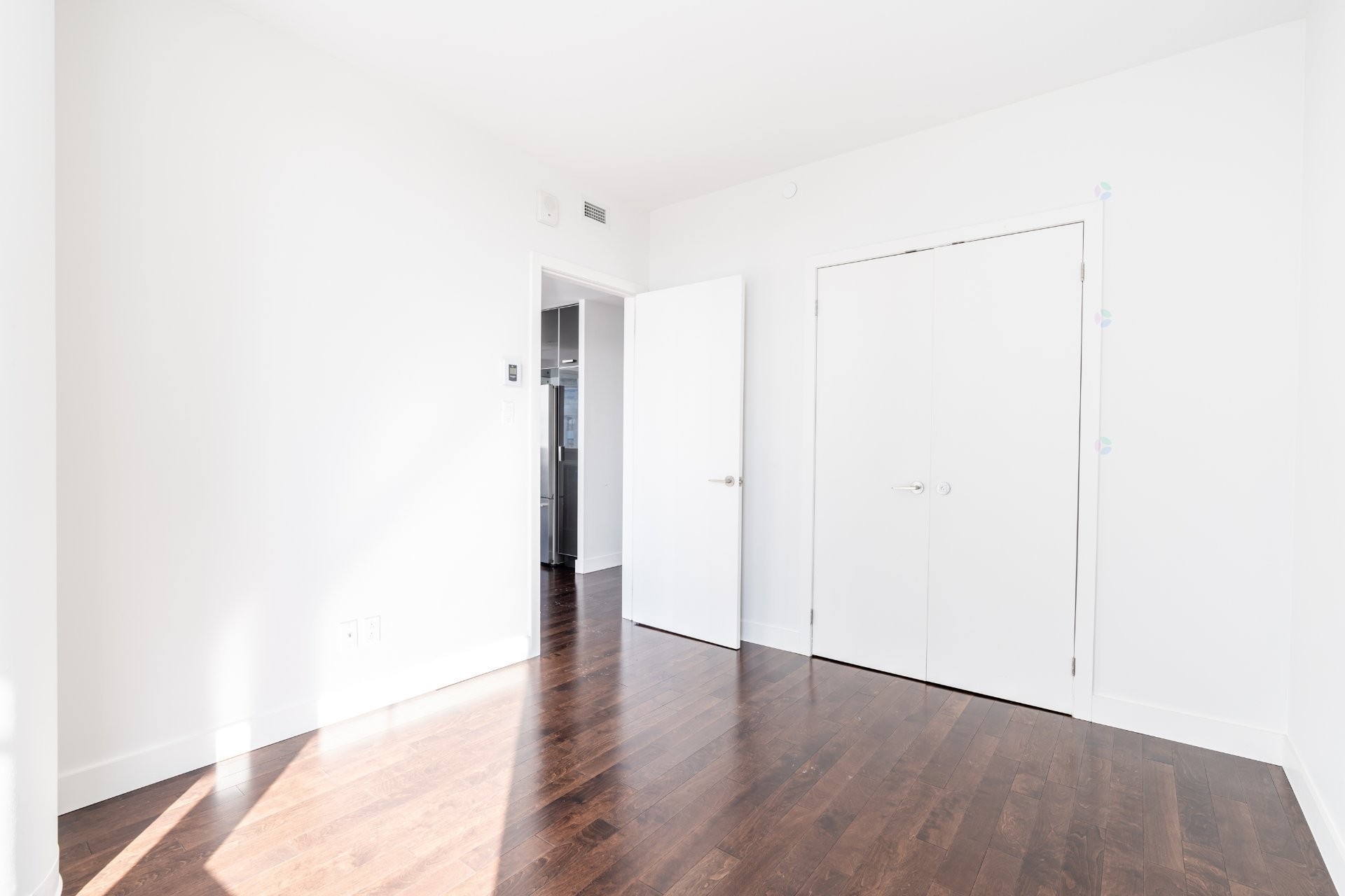 









495


Av. Viger O.

, 2706,
Montréal (Ville-Marie),




QC
H2Z0B1

