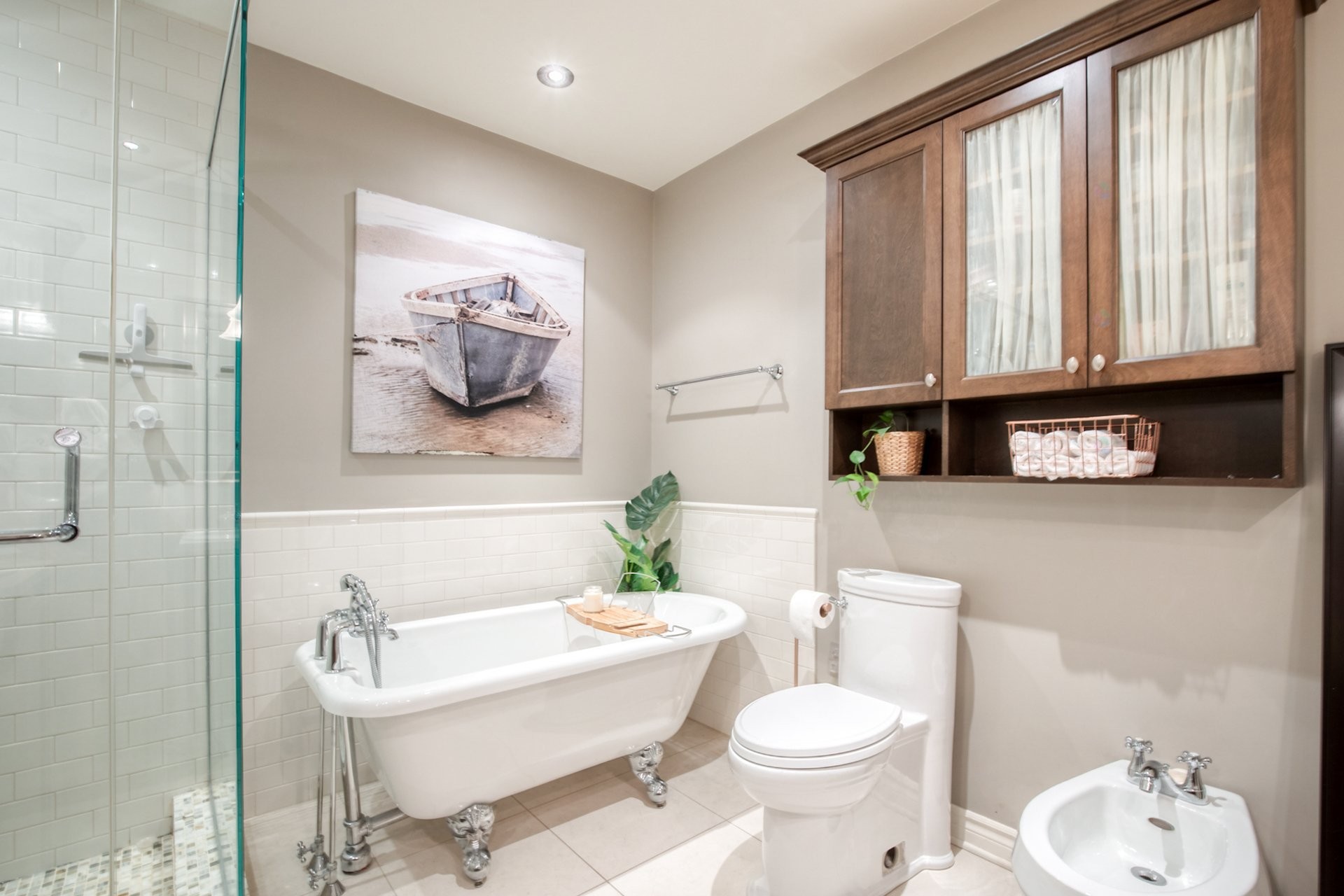 









118


Place de Fontainebleau

,
Saint-Lambert,




QC
J4S1X6

