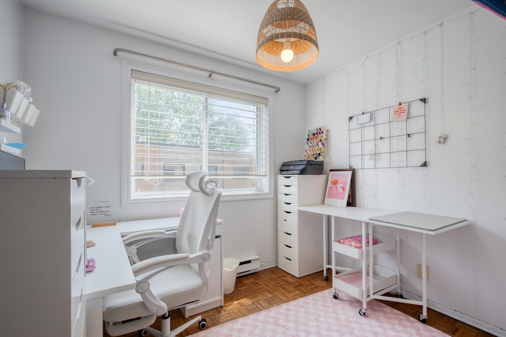 









118


Place de Fontainebleau

,
Saint-Lambert,




QC
J4S1X6

