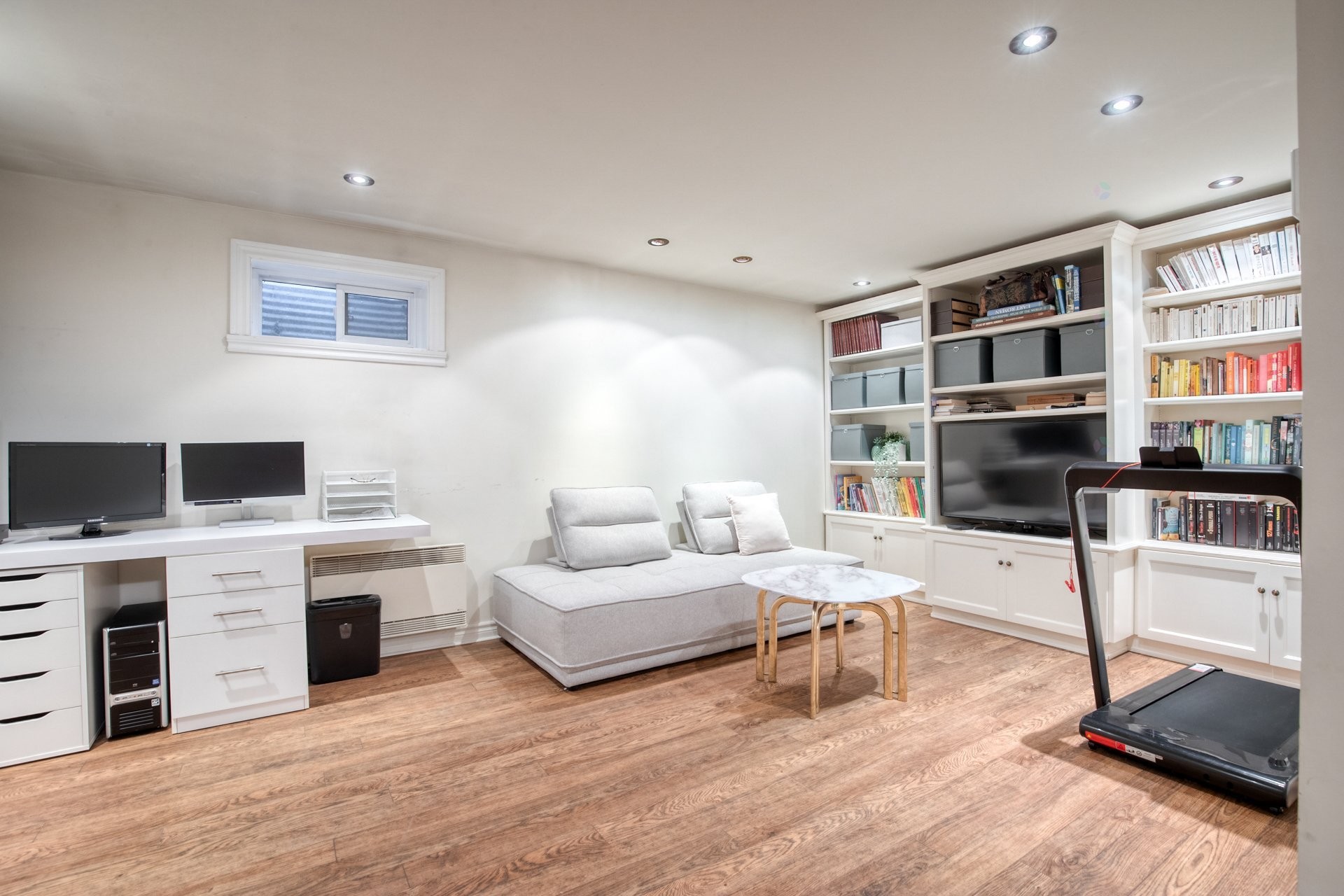 









118


Place de Fontainebleau

,
Saint-Lambert,




QC
J4S1X6

