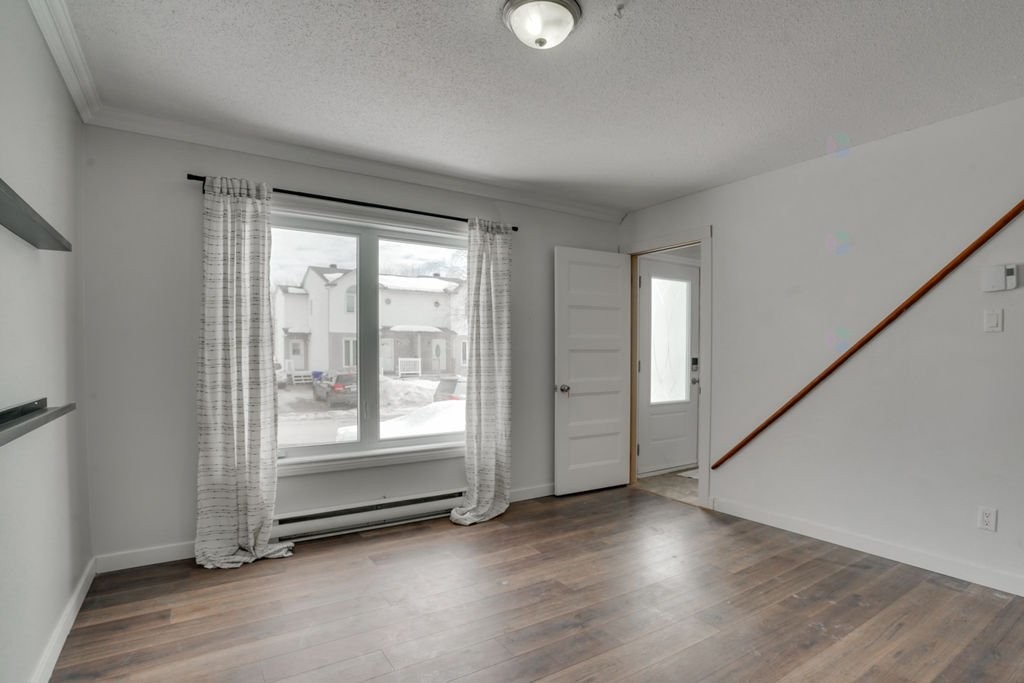 









1683


Rue Joanette

,
Gatineau (Gatineau),




QC
J8P7W6

