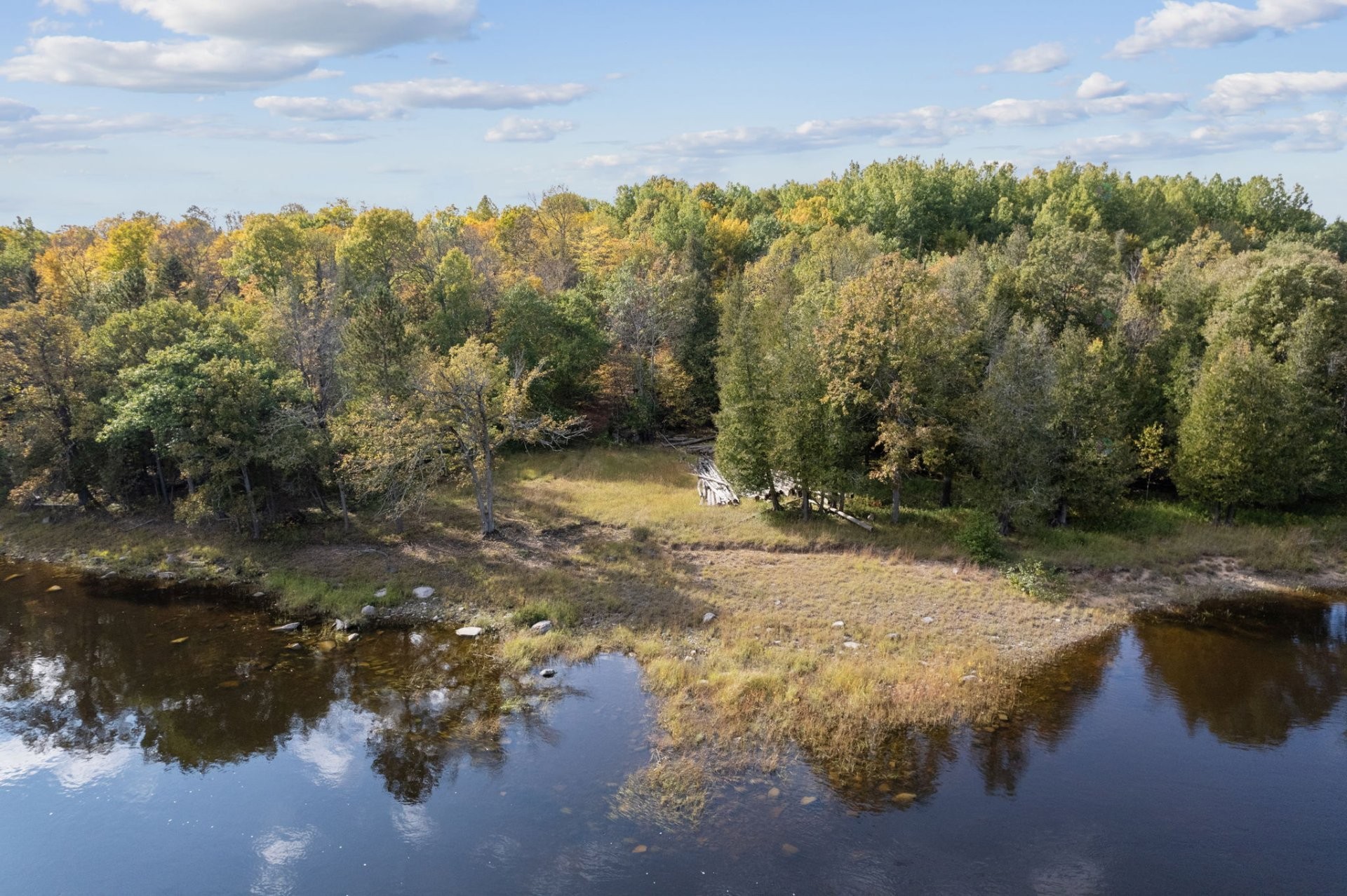 









255


Ch. East-Range

,
L'Isle-aux-Allumettes,







QC
J0X1M0

