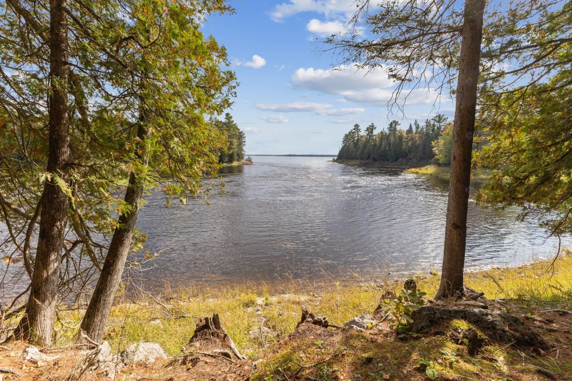 









255


Ch. East-Range

,
L'Isle-aux-Allumettes,







QC
J0X1M0

